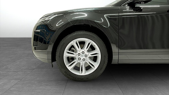 Land Rover Range Rover Evoque 9 of 11