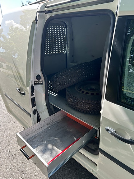 Volkswagen Caddy 8 of 10