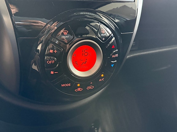 Nissan Micra 16 of 19