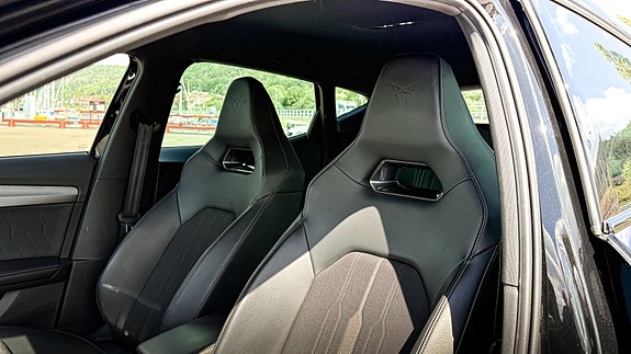 Cupra Formentor 8 of 11