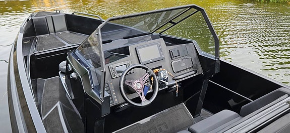 IRON 707-2019 Evinrude 200 HO Etec-2019 8 of 10