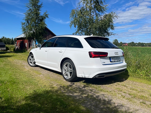 Audi A6 2 of 7