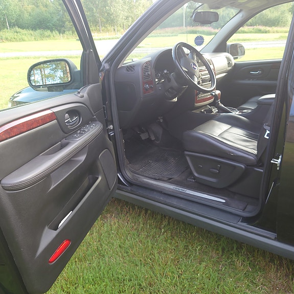 Saab 9-7X 5 of 9