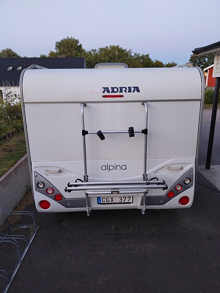 Adria Adria Alpina 743 UK Barnkammarvagn 4 of 15