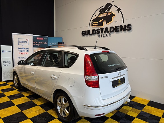 Hyundai i30 7 of 25