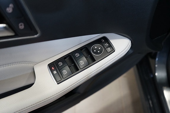 Mercedes-Benz E220 16 of 24