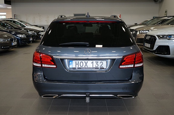 Mercedes-Benz E220 6 of 24