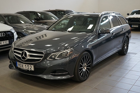Mercedes-Benz E220 2 of 24