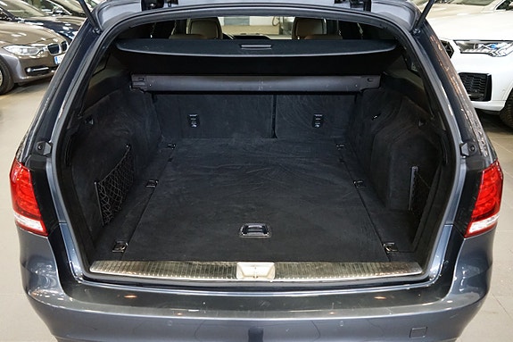 Mercedes-Benz E220 20 of 24