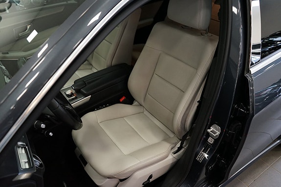 Mercedes-Benz E220 15 of 24