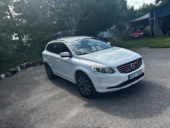 Volvo XC60 7 of 10