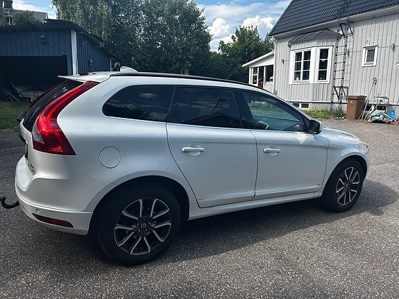 Volvo XC60 8 of 10