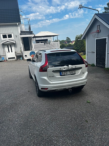 Volvo XC60 3 of 10