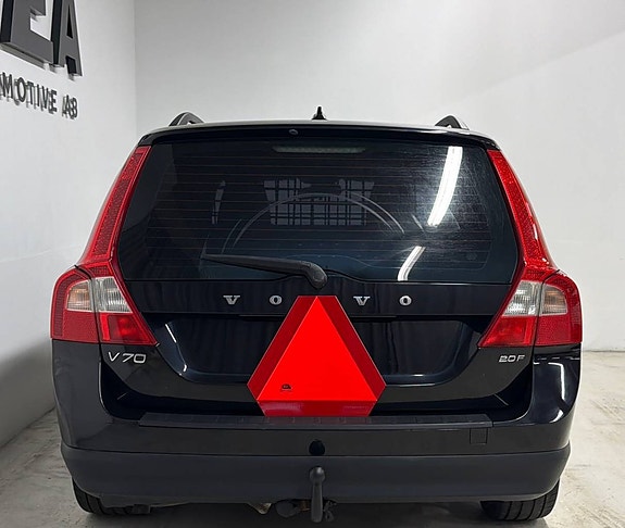 Volvo V70 6 of 10
