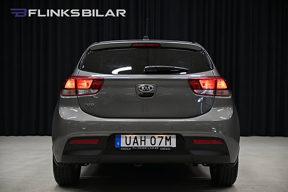 Kia Rio 6 of 30