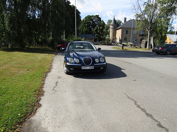 Jaguar S-TYPE 2 of 14