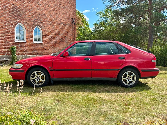 Saab 9-3 9 of 17