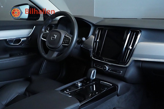 Volvo V90 6 of 30