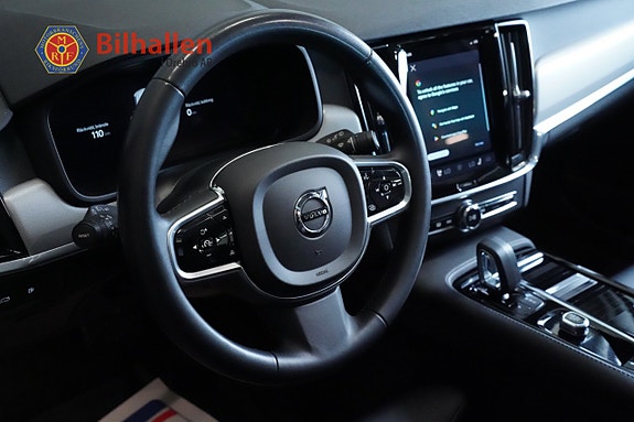 Volvo V90 10 of 30