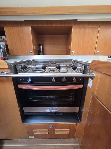 Elan 434 -Välutrustad långfärdsseglare .Privat ägd . Ej charter 10 of 13