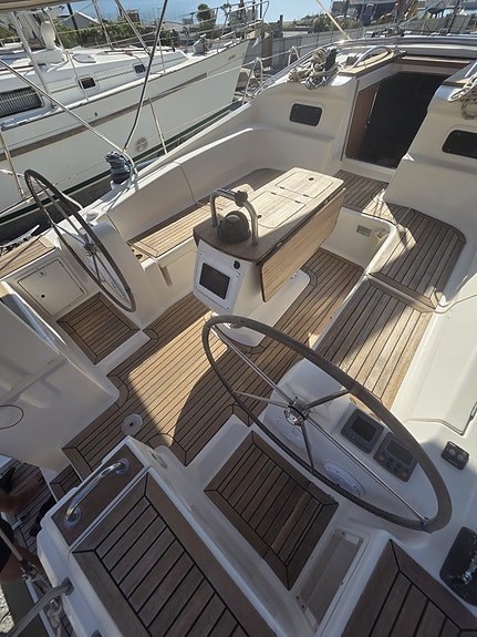 Elan 434 -Välutrustad långfärdsseglare .Privat ägd . Ej charter 4 of 13