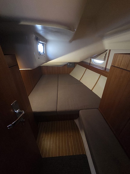 Elan 434 -Välutrustad långfärdsseglare .Privat ägd . Ej charter 3 of 13