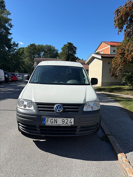 Volkswagen Caddy 2 of 5
