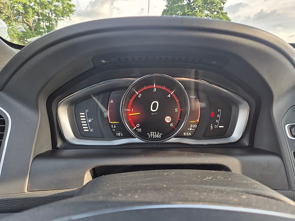 Volvo XC60 7 of 7