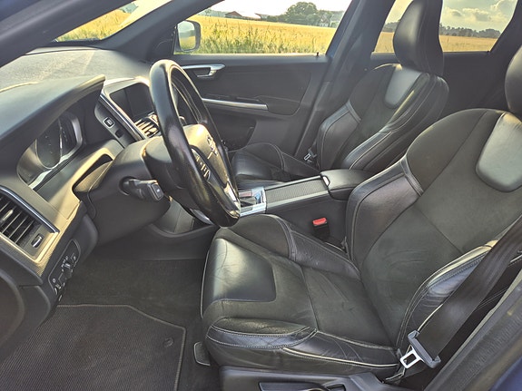 Volvo XC60 5 of 7