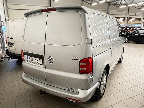 Volkswagen Transporter 3 of 7