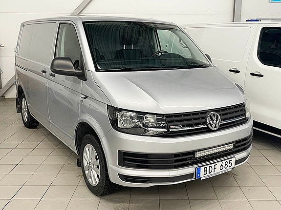Volkswagen Transporter 2 of 7