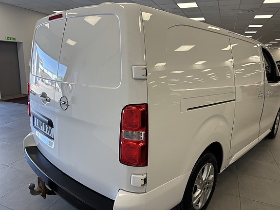 Opel Vivaro 4 of 8