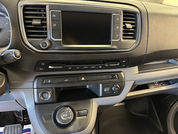 Opel Vivaro 8 of 8