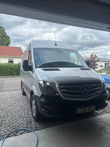 Mercedes-Benz Sprinter 316 2 of 9