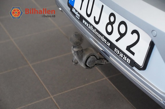 Volkswagen Passat 26 of 30
