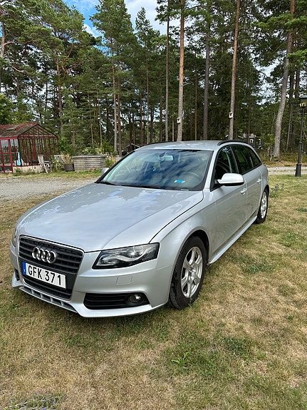 Audi A4 6 of 14