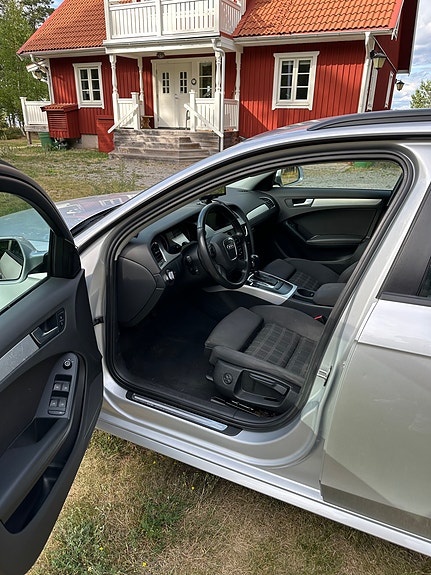 Audi A4 11 of 14