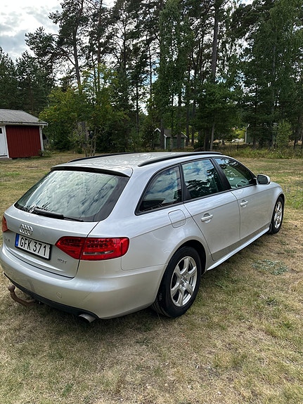 Audi A4 2 of 14