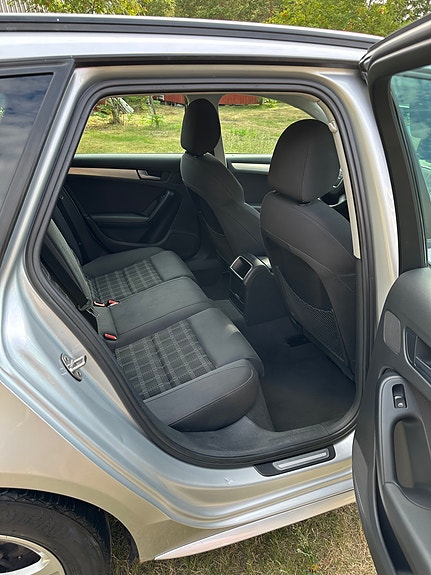Audi A4 7 of 14