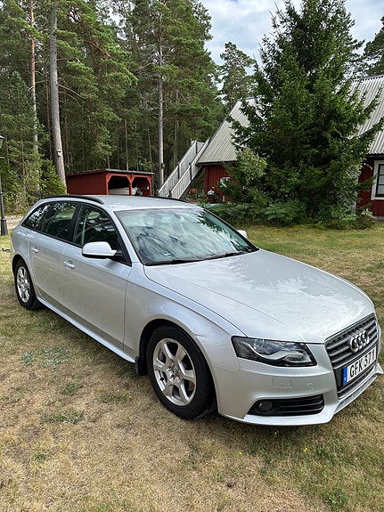 Audi A4 5 of 14