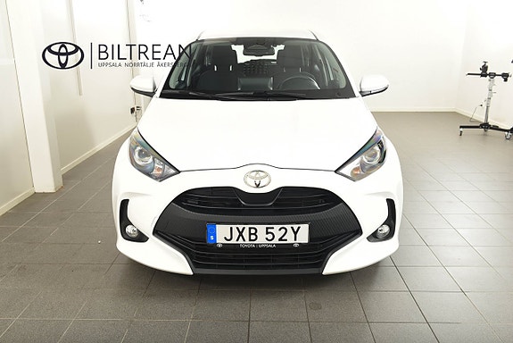 Toyota Yaris 5 of 18