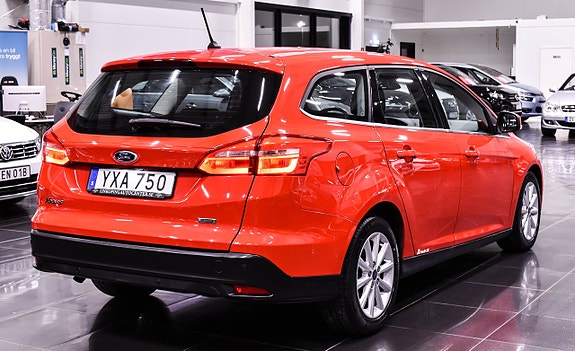 Ford Focus 5 of 11