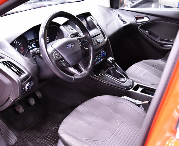 Ford Focus 7 of 11