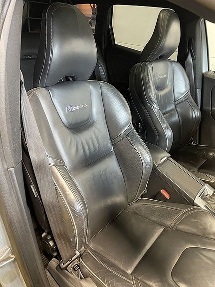 Volvo XC60 27 of 29