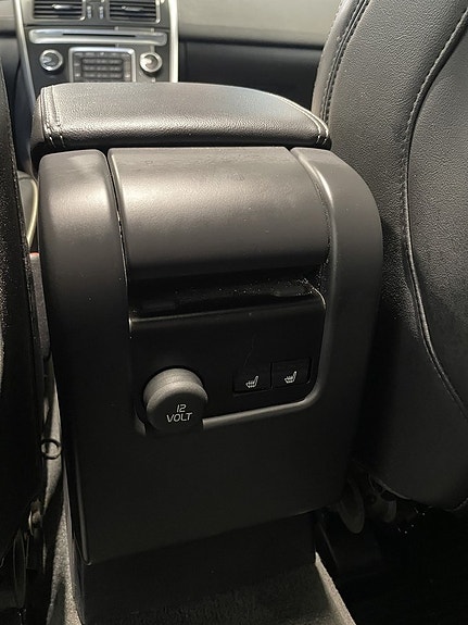 Volvo XC60 17 of 29