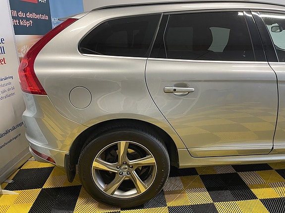 Volvo XC60 7 of 29