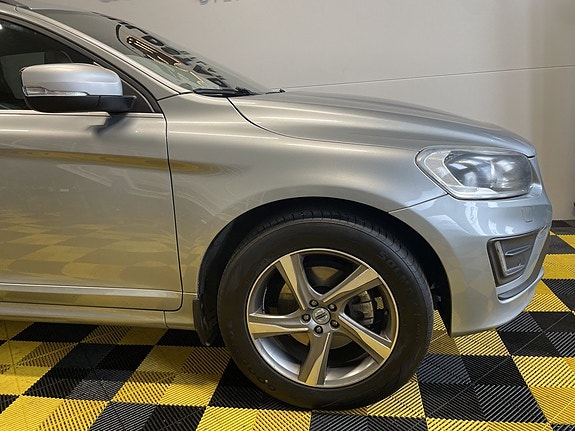 Volvo XC60 5 of 29