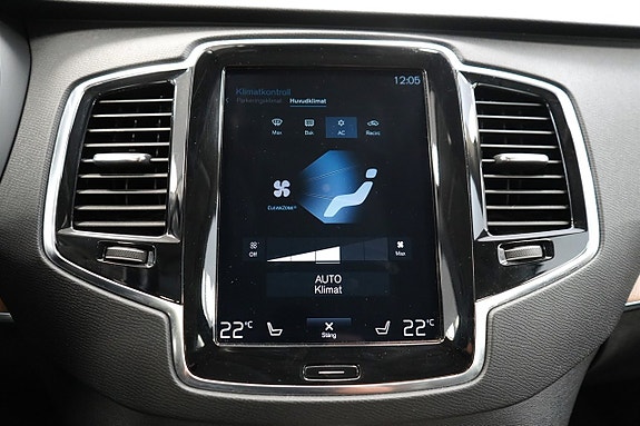 Volvo XC90 21 of 27