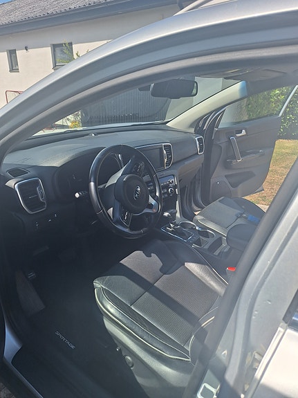 Kia Sportage 3 of 4