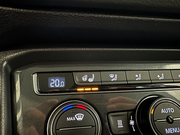 Volkswagen Tiguan 24 of 30